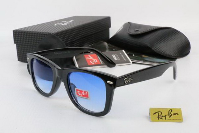 Ray Ban Boutique Sunglasses 099